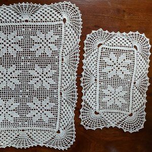 Vintage 3-Piece Ecru-Coloured Doilies – c 1940s/1950s